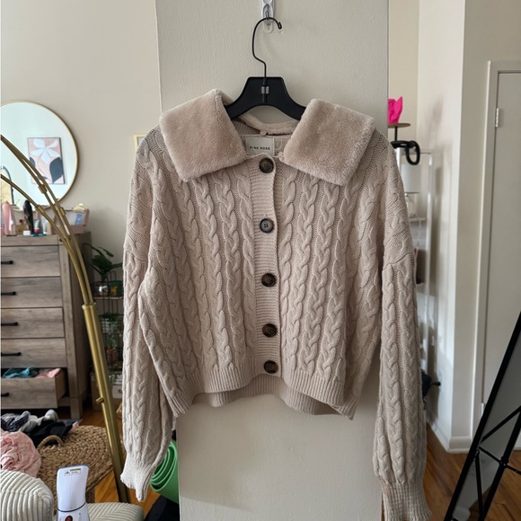 Pink Rose Fur Collar Cable Sweater - Picture 2 of 6